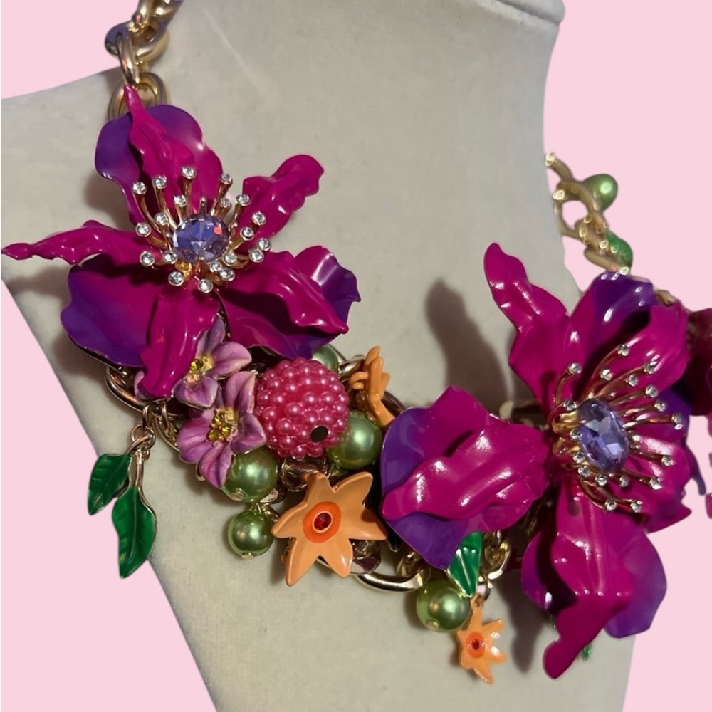 BETSEY JOHNSON SET Pink & Purple Ombré Orchid Earrings Necklace & Ring NEW NWT - Picture 12 of 16
